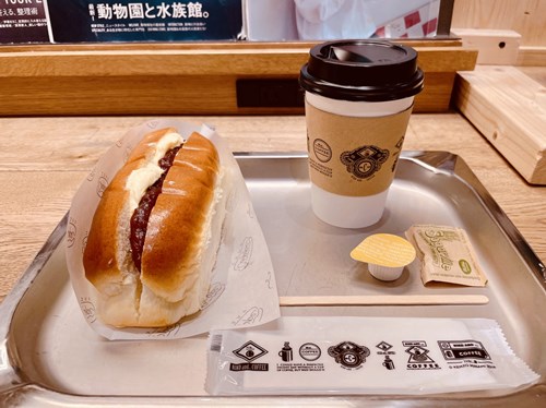niko and ... COFFEE 神戸ハーバーランドウミエ