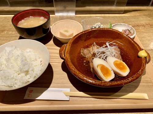 ごはんや一芯 神戸の豚角煮ランチ