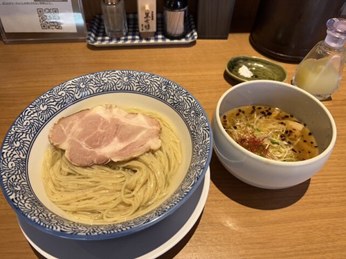 板宿駅でラーメンが人気のお店